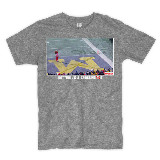 Dotting & Crossing T-shirt (Gray)